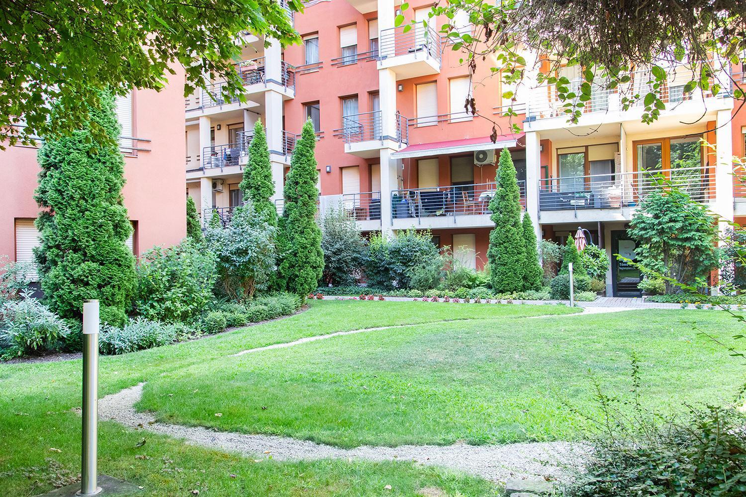 Apartment Corvin Gem2 With Parking *